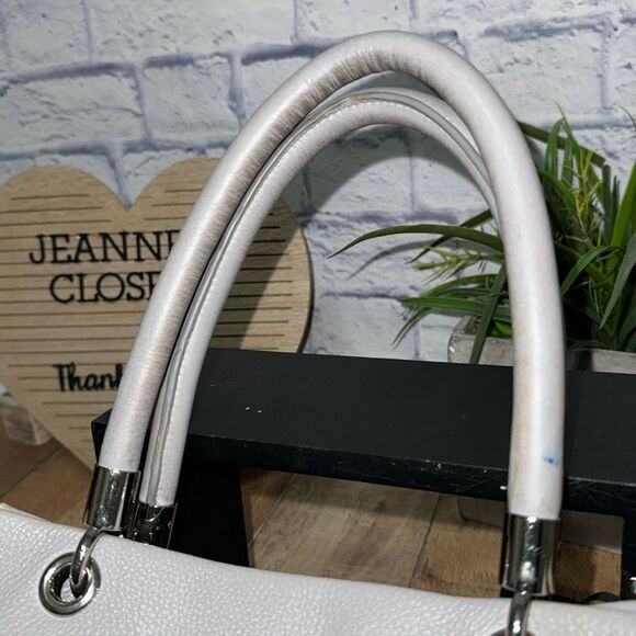 Marc by Marc Jacobs Too Hot to Handle Bentley Tote Cement Gray - Picture 12 of 16